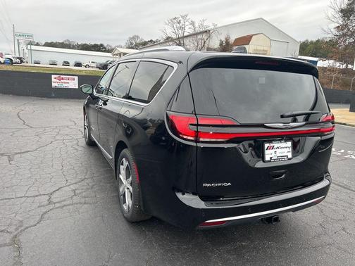 2026 Chrysler Pacifica L