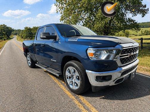 Patriot Blue Pearlcoat 2022 RAM 1500 Big Horn/Lone Star