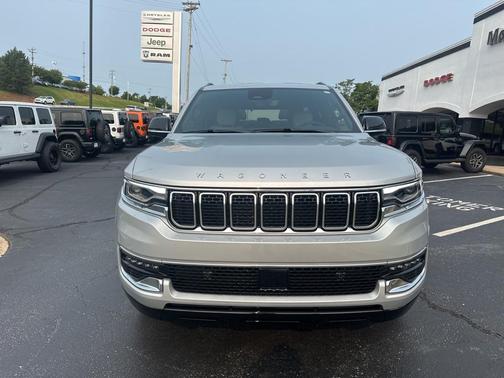 2025 Jeep Wagoneer 4x4