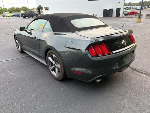 Guard Metallic 2015 Ford Mustang V6