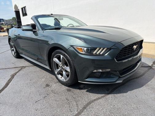 Guard Metallic 2015 Ford Mustang V6