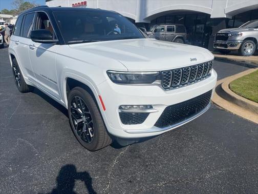 2025 Jeep Grand Cherokee Summit