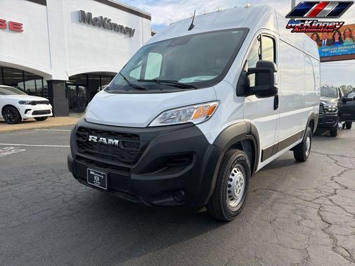 Bright White Clearcoat 2026 RAM ProMaster 1500 Base