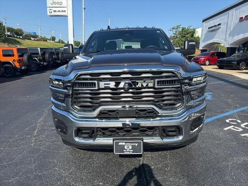 2025 RAM 2500 Big Horn Crew Cab 4x4 6'4' Box