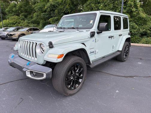 Earl Clearcoat 2023 Jeep Wrangler 4xe Sahara