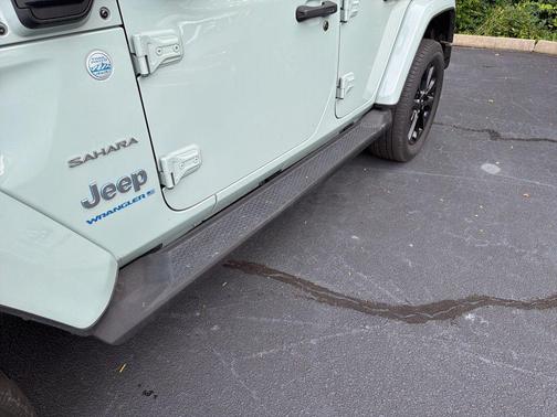 Earl Clearcoat 2023 Jeep Wrangler 4xe Sahara