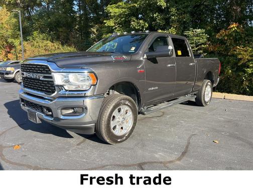 2022 RAM 2500 Big Horn Crew Cab 4x4 6'4' Box