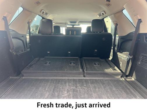 2023 Nissan Pathfinder SL 4WD