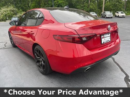 2021 Alfa Romeo Giulia Base