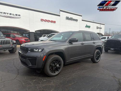 Baltic Gray Metallic Clearcoat 2026 Jeep Grand Cherokee Altitude
