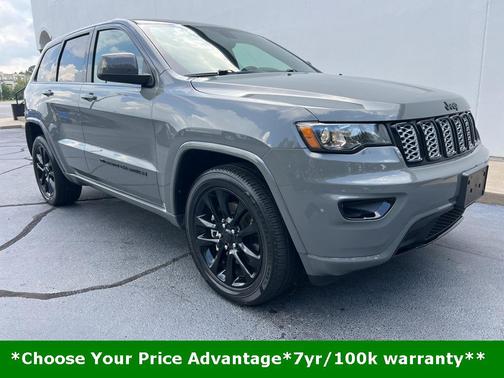2022 Jeep Grand Cherokee Laredo