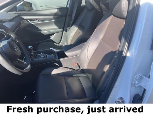 2024 Mazda Mazda3 FWD w/Premium Package