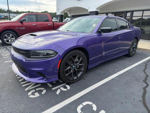 Plum Crazy Pearlcoat 2023 Dodge Charger R/T