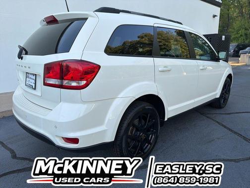 Vice White 2019 Dodge Journey SE