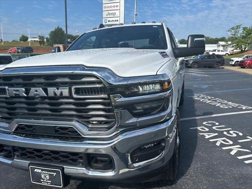 2025 RAM 2500 Big Horn Crew Cab 4x4 6'4' Box
