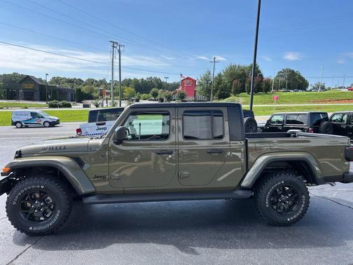 2025 Jeep Gladiator Willys
