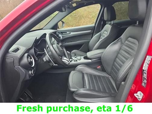 2023 Alfa Romeo Stelvio Veloce AWD