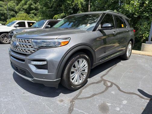 Carbonized Gray Metallic 2022 Ford Explorer Limited