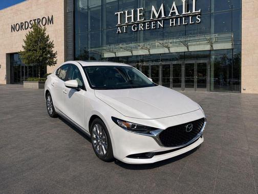 Snowflake White Pearl Mica 2026 Mazda Mazda3 FWD w/Preferred Package