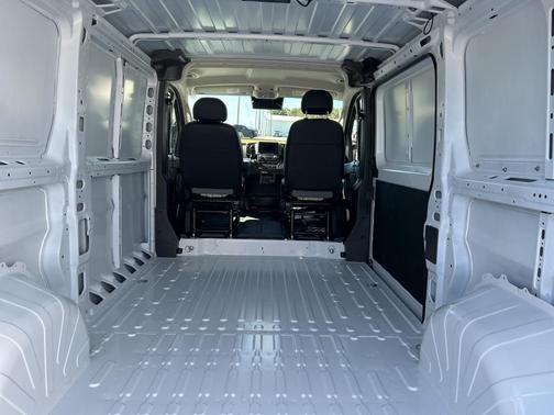 2026 RAM ProMaster 1500 Low Roof