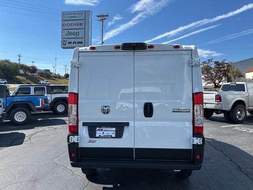 2026 RAM ProMaster 1500 Low Roof