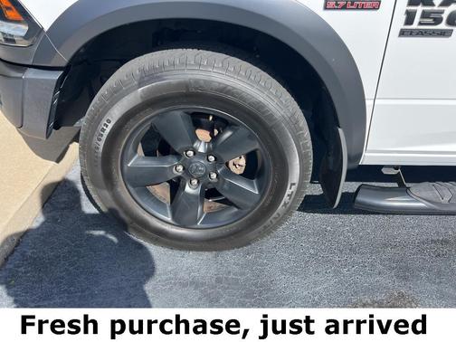 2019 RAM 1500 Classic Warlock Crew Cab 4x4 5'7' Box
