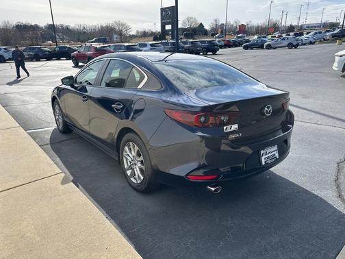 2026 Mazda Mazda3 FWD