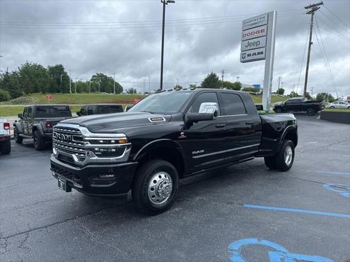 2025 RAM 3500 Limited Mega Cab 4x4 6'4' Box