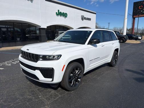 Bright White Clearcoat 2026 Jeep Grand Cherokee Limited