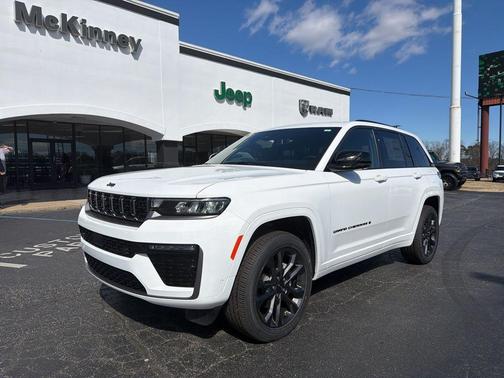 Bright White Clearcoat 2026 Jeep Grand Cherokee Limited