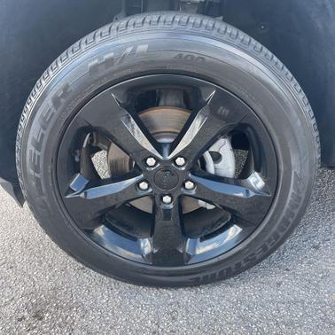 Bright White Clearcoat 2023 Jeep Grand Cherokee Altitude