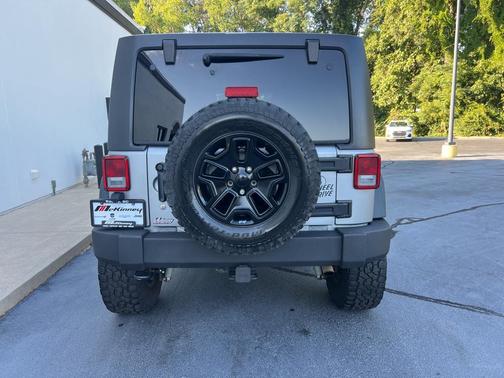 2016 Jeep Wrangler Unlimited Willys Wheeler