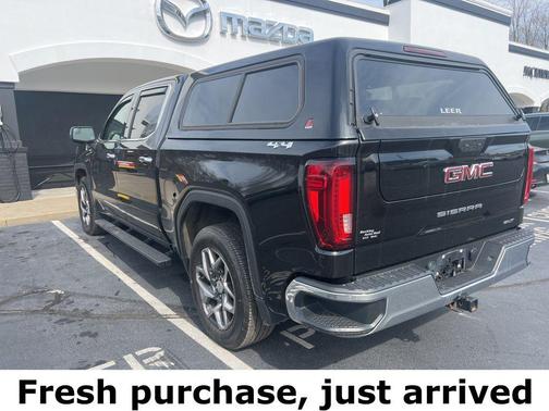 2022 GMC Sierra 1500 SLT