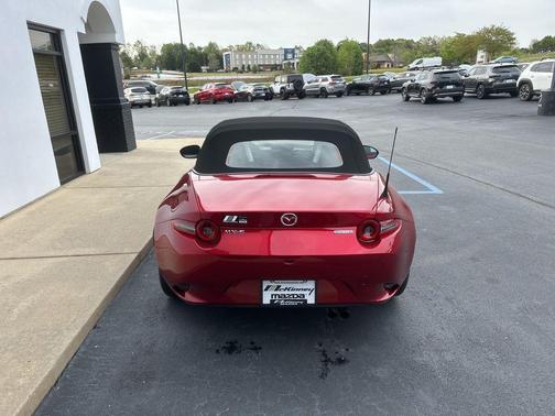 Soul Red Crystal Metallic 2026 Mazda MX-5 Miata Sport