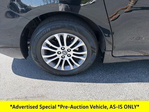 2019 Toyota Sienna XLE