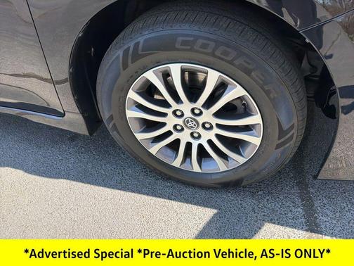 2019 Toyota Sienna XLE