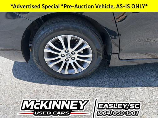 Midnight Black Metallic 2019 Toyota Sienna XLE