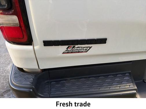 Bright White Clearcoat 2023 RAM 1500 Big Horn/Lone Star