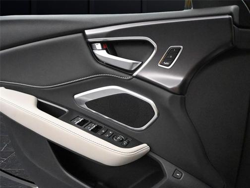 Platinum White Pearl 2026 Acura RDX Base