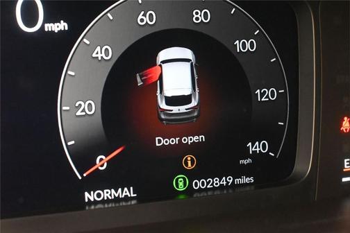 Platinum White Pearl 2025 Acura ADX A-Spec