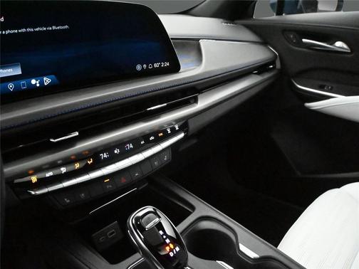 Deep Sea Metallic 2024 Cadillac XT4 Sport