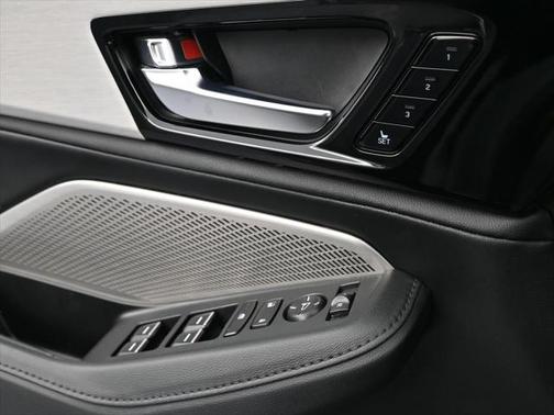 2023 Acura MDX Standard