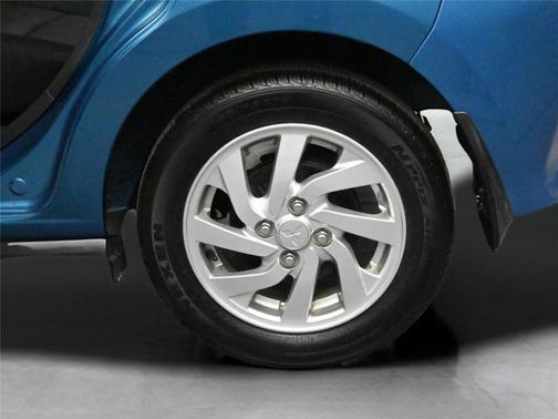 2022 Mitsubishi Mirage ES