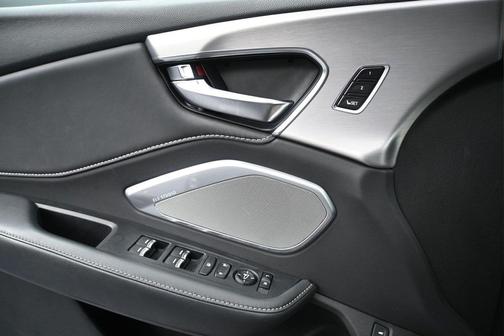 Majestic Black Pearl 2024 Acura RDX Technology Package