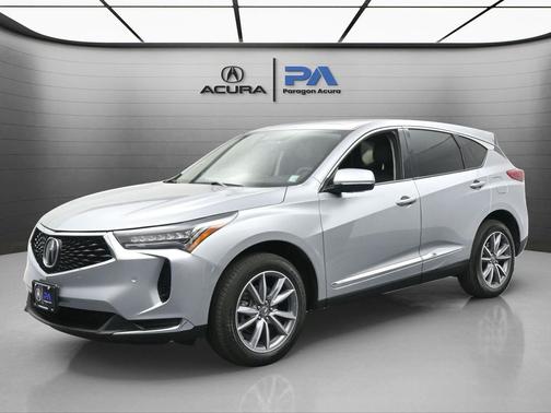 Lunar Silver Metallic 2023 Acura RDX Technology Package
