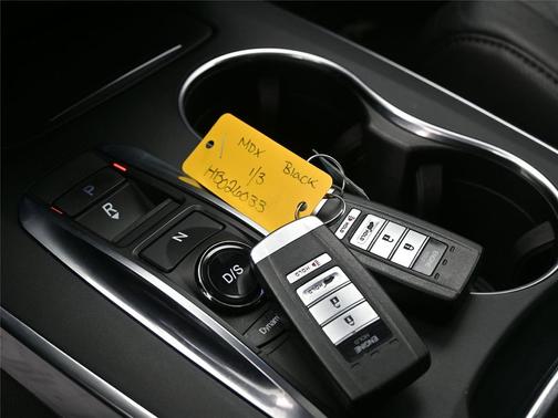 2017 Acura MDX 3.5L w/Technology Package