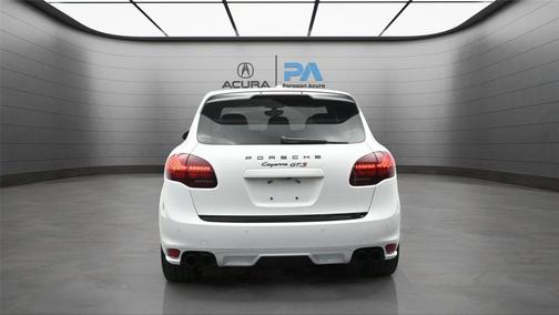 2014 Porsche Cayenne GTS