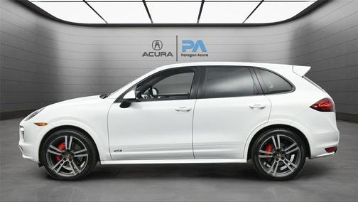 2014 Porsche Cayenne GTS