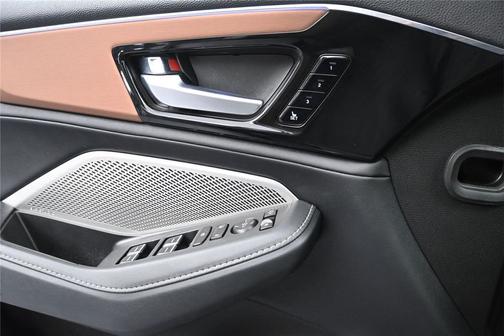 Liquid Carbon Metallic 2022 Acura MDX Technology Package
