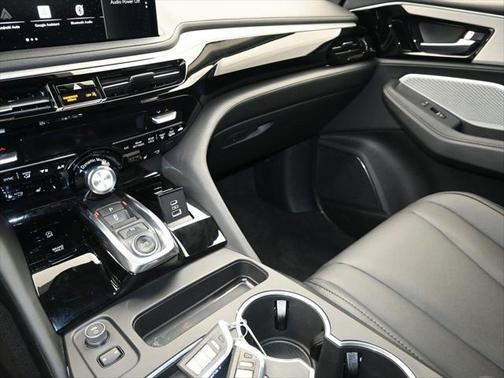 2025 Acura MDX Standard